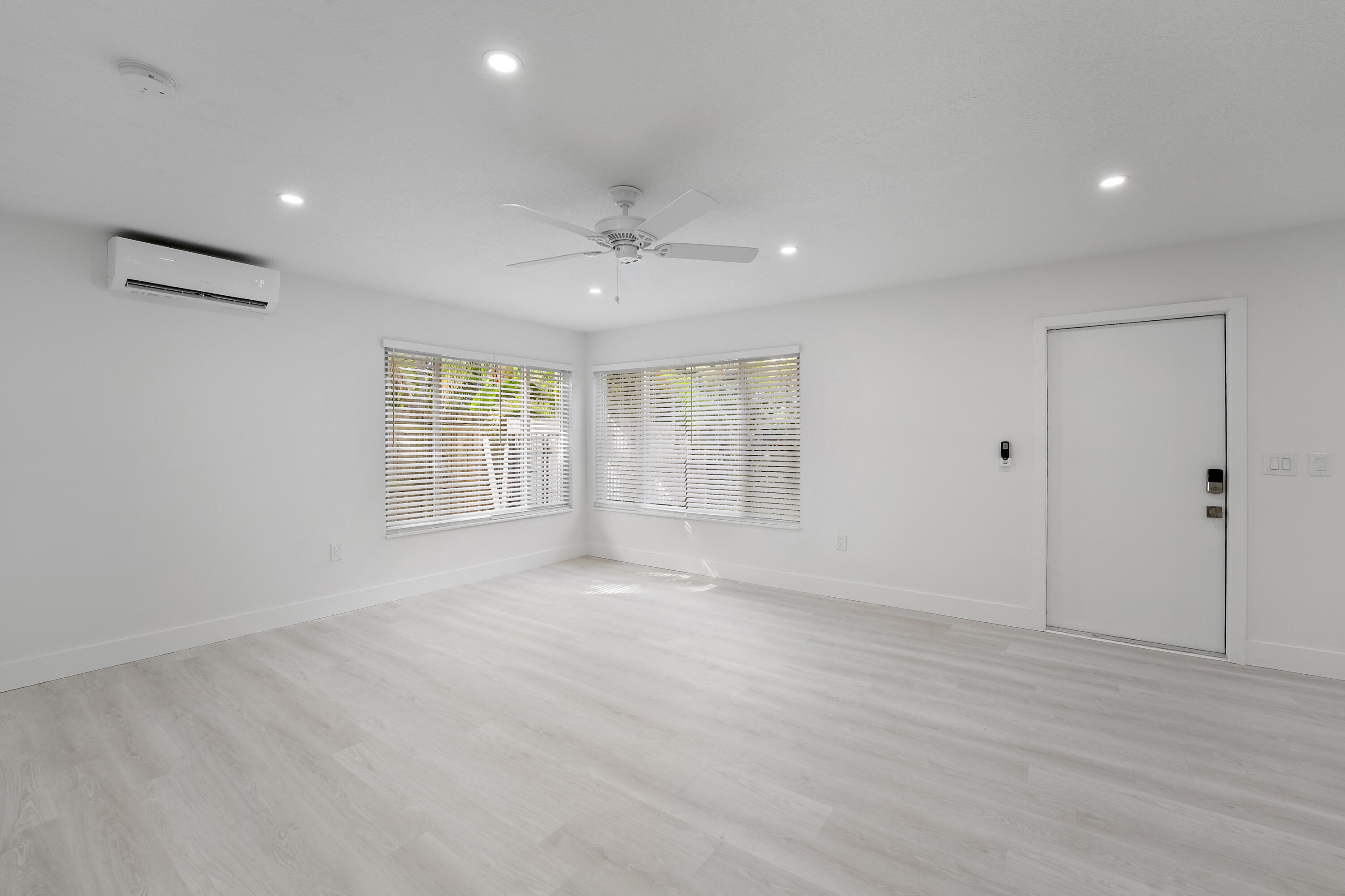 1279 Beach Road, Unit 3 Singer Island, FL 33404 - Photo 6 of 23 a view of an empty room with a window