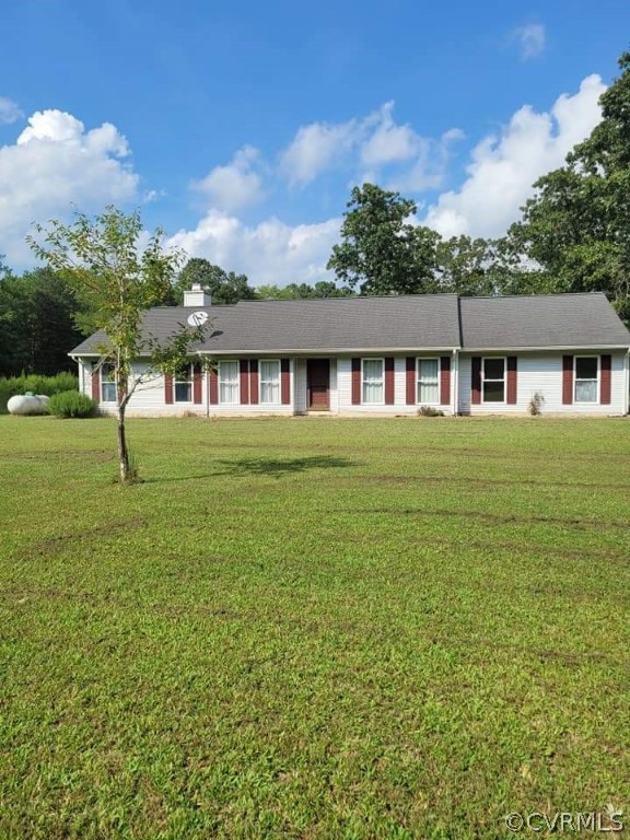 571 Freemans Pond Road Wakefield, VA 23888 - Photo 3 of 16