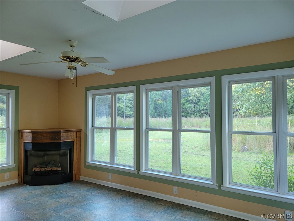 571 Freemans Pond Road Wakefield, VA 23888 - Photo 5 of 16