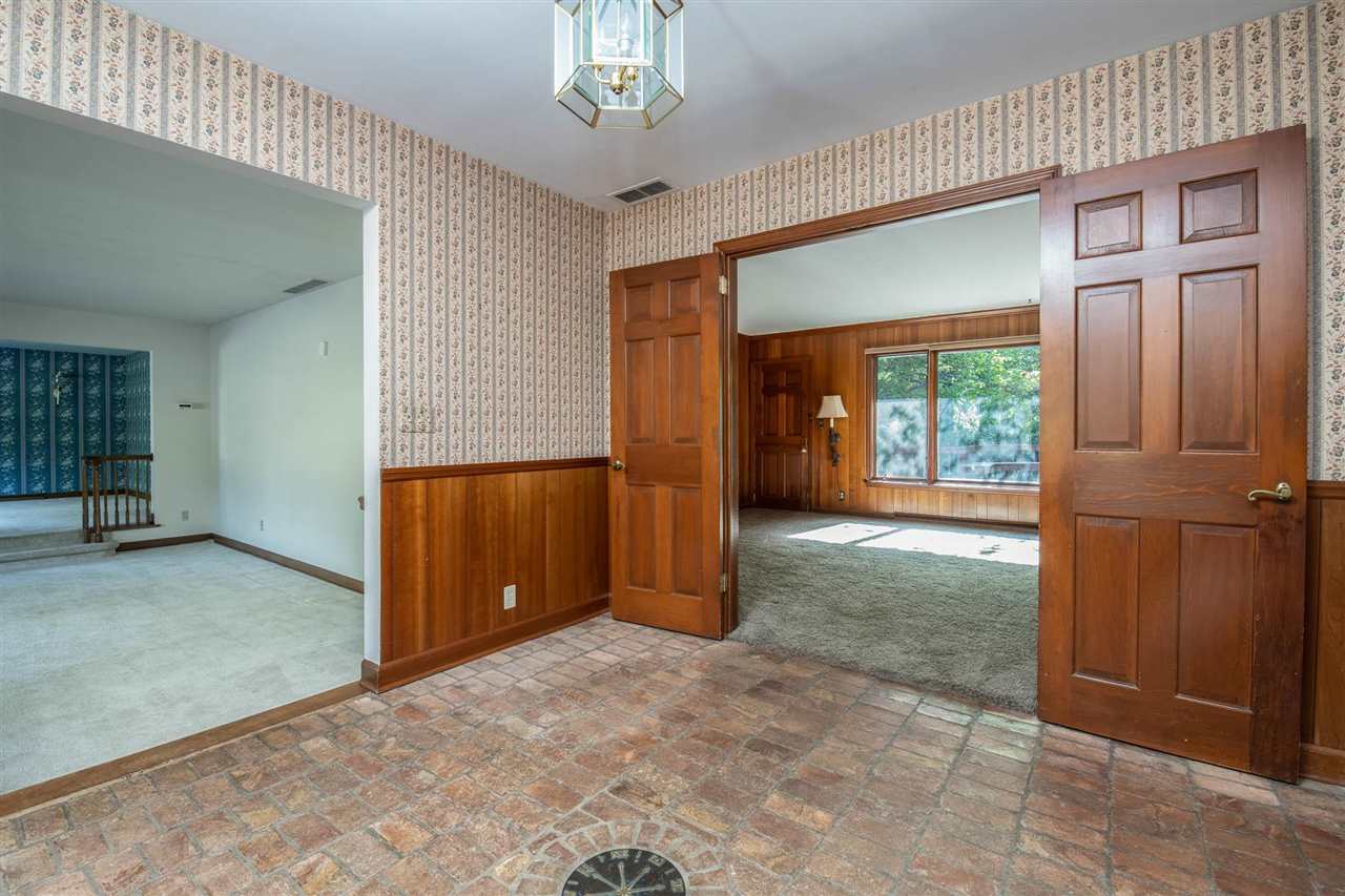 5410 Guilford Road Rockford, IL 61107 - Photo 8 of 36 Gallery Image 8