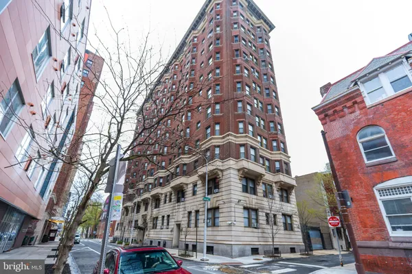 $2,045 | 250 South 13th Street, Unit 4D, Philadelphia, PA 19107