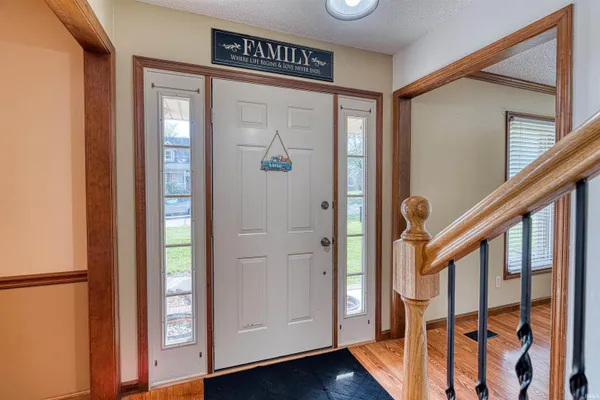 $314,900 | 214 Brookview Drive, Evansville, IN 47711