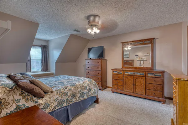 $314,900 | 214 Brookview Drive, Evansville, IN 47711