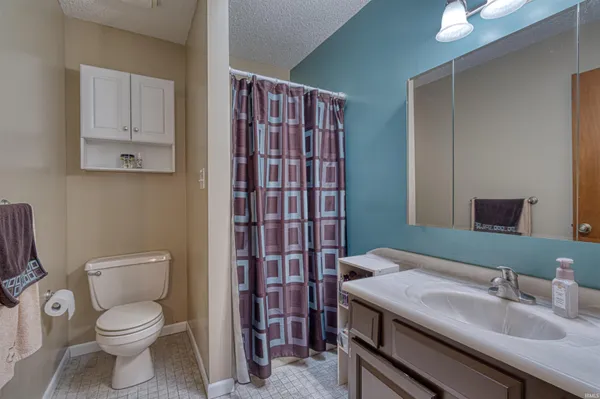 $314,900 | 214 Brookview Drive, Evansville, IN 47711