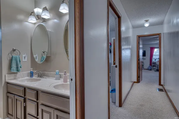 $314,900 | 214 Brookview Drive, Evansville, IN 47711