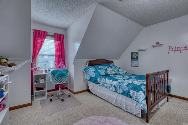 $314,900 | 214 Brookview Drive, Evansville, IN 47711