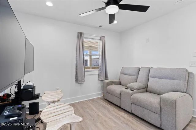 $1,350,000 | 204 West Main Street, Sunset Beach, NC 28468