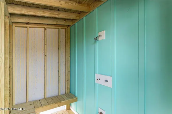 $1,350,000 | 204 West Main Street, Sunset Beach, NC 28468