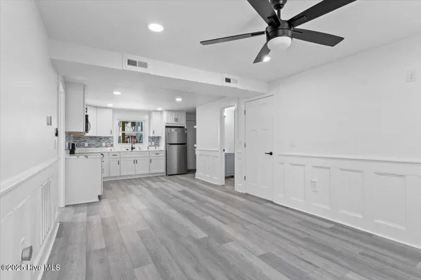 $1,350,000 | 204 West Main Street, Sunset Beach, NC 28468