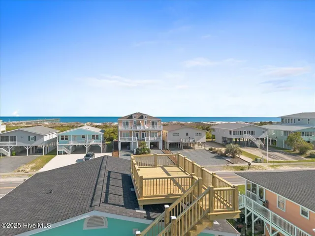 $1,350,000 | 204 West Main Street, Sunset Beach, NC 28468