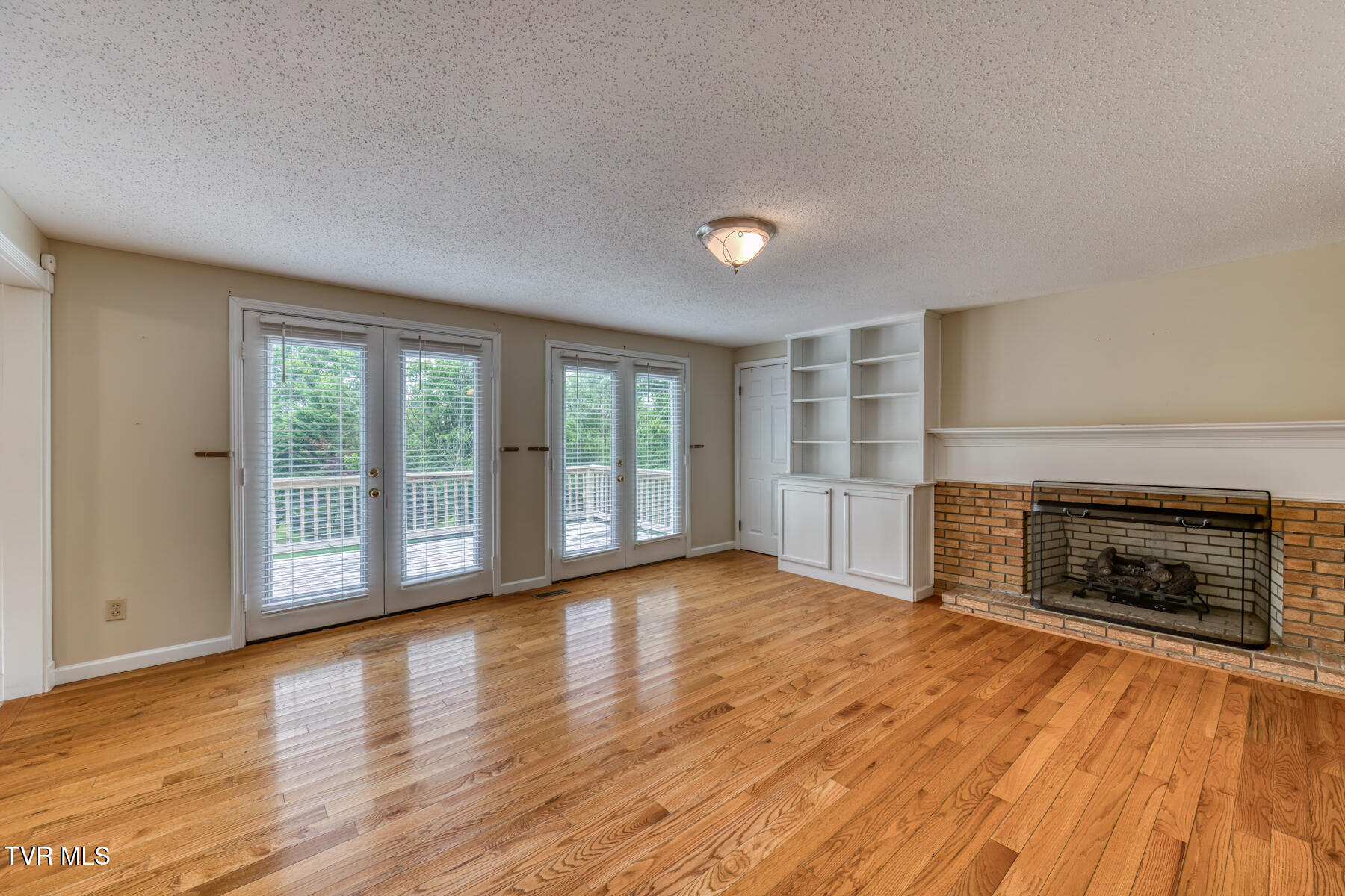 2233 Pendragon Road Kingsport, TN 37660 - Photo 16 of 64 2233 Pendragon Rd-19