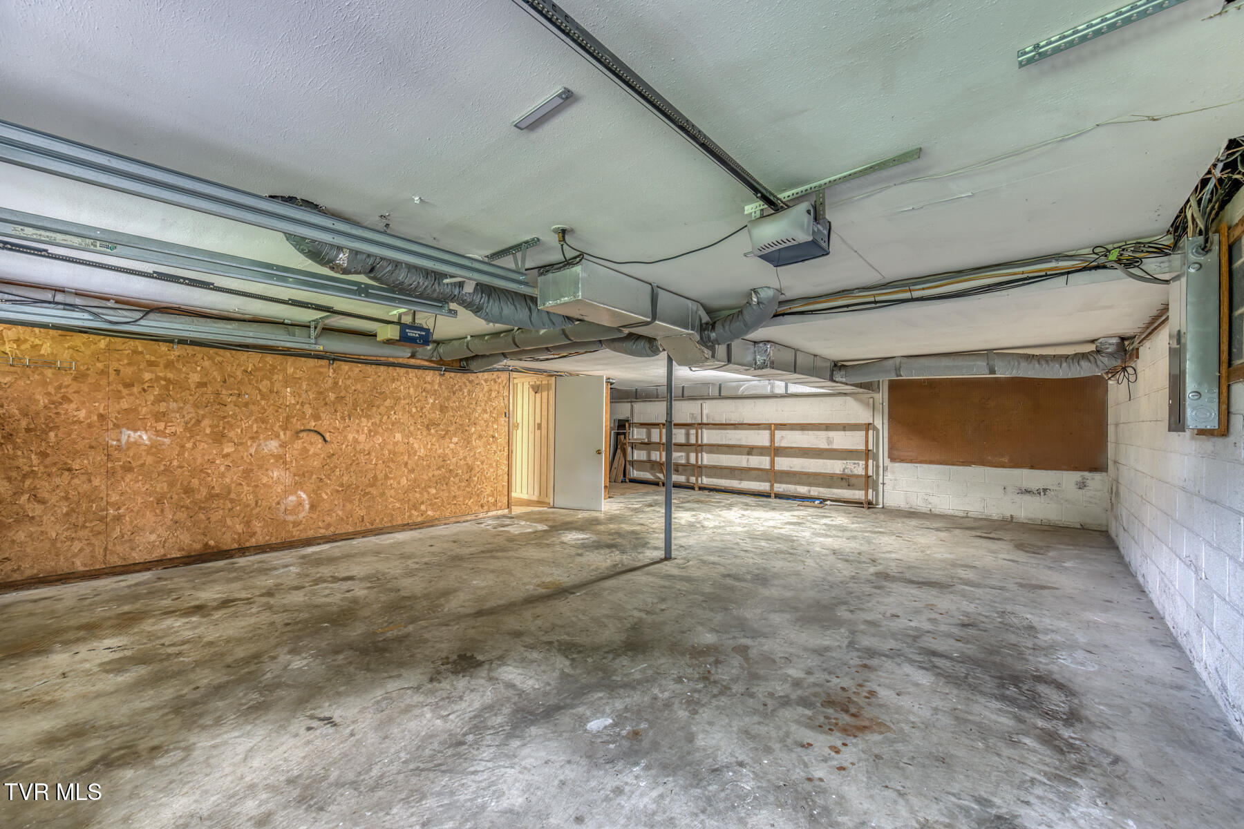 2233 Pendragon Road Kingsport, TN 37660 - Photo 46 of 64 2233 Pendragon Rd-49