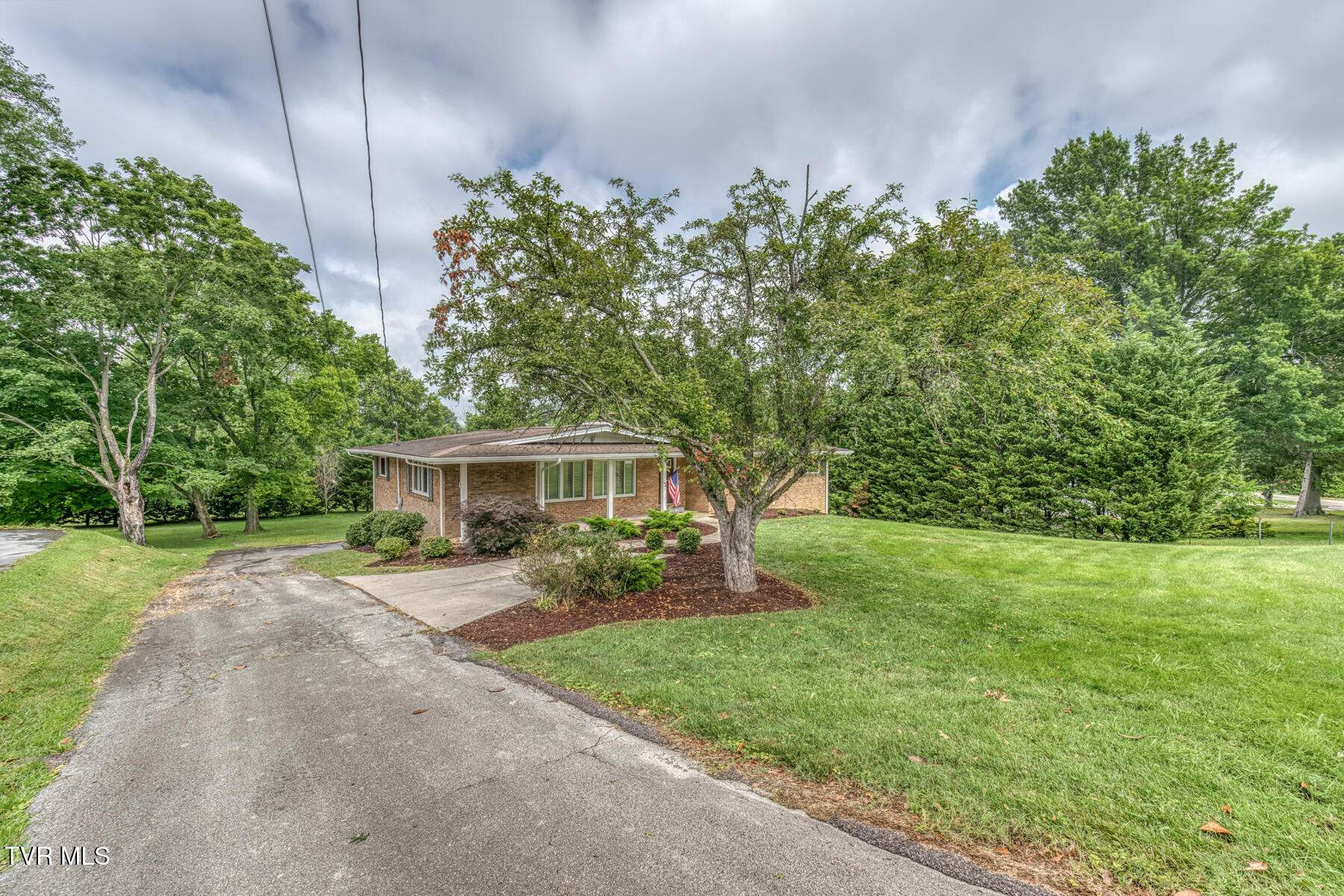 2233 Pendragon Road Kingsport, TN 37660 - Photo 50 of 64 2233 Pendragon Rd-53