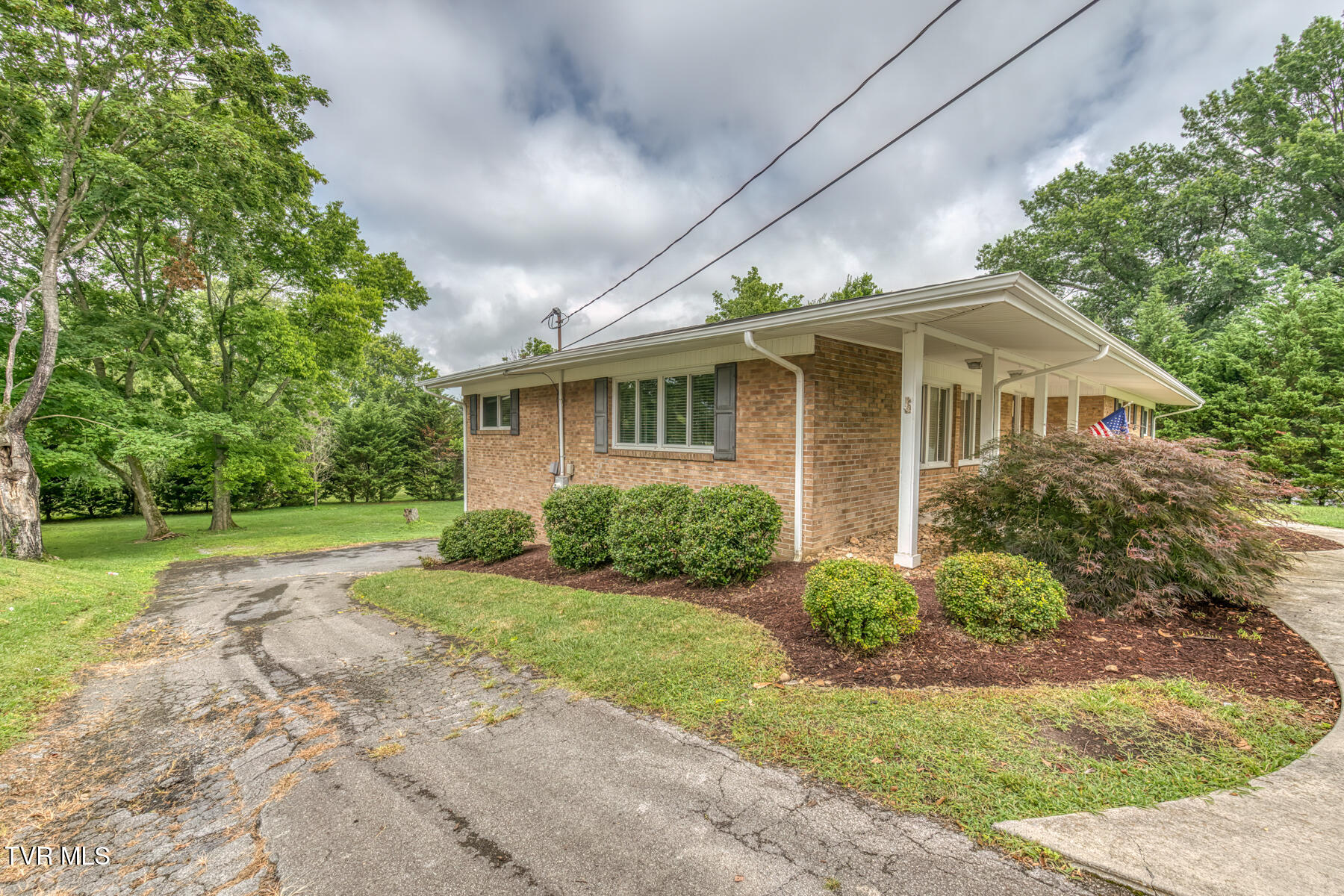 2233 Pendragon Road Kingsport, TN 37660 - Photo 51 of 64 2233 Pendragon Rd-54