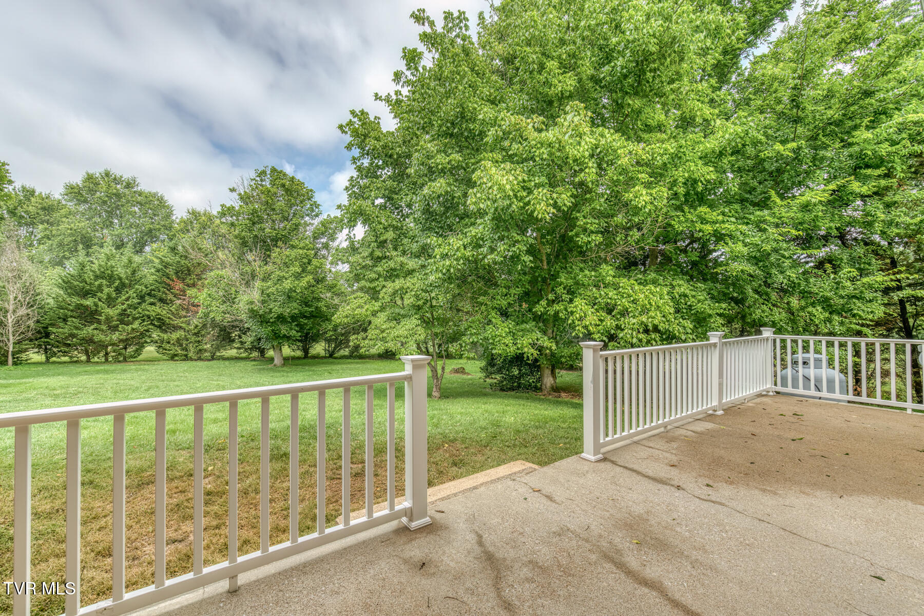 2233 Pendragon Road Kingsport, TN 37660 - Photo 54 of 64 2233 Pendragon Rd-57
