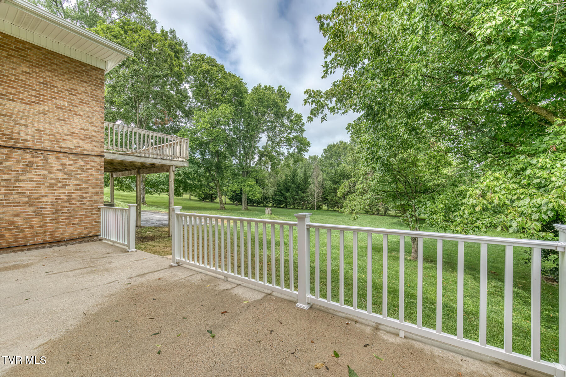 2233 Pendragon Road Kingsport, TN 37660 - Photo 55 of 64 2233 Pendragon Rd-58