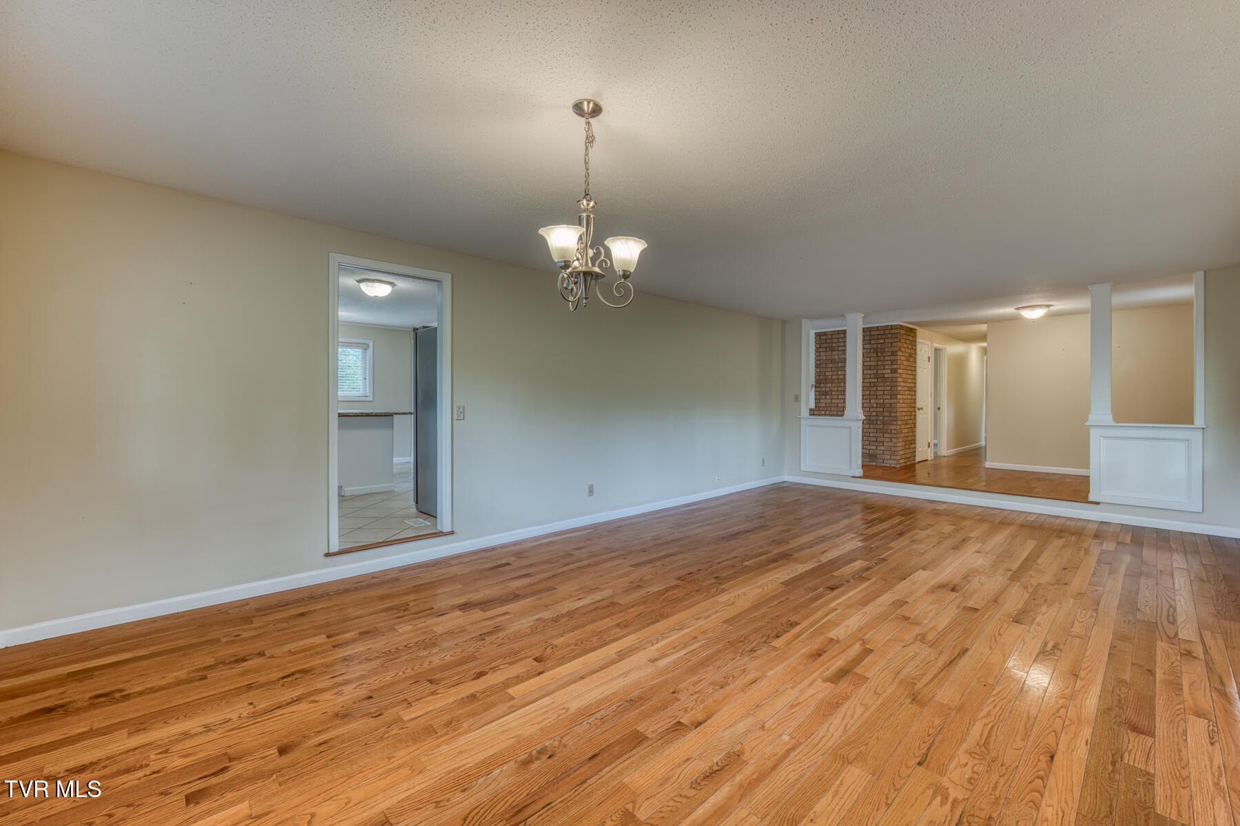 2233 Pendragon Road Kingsport, TN 37660 - Photo 10 of 64 2233 Pendragon Rd-13