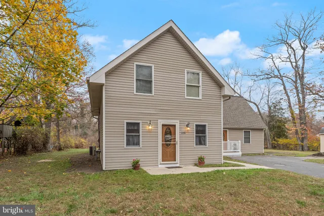 $449,900 | 315 Laurel Avenue, Williamstown, NJ 08094