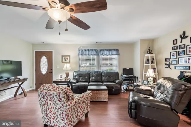 $449,900 | 315 Laurel Avenue, Williamstown, NJ 08094