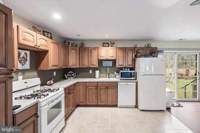 $449,900 | 315 Laurel Avenue, Williamstown, NJ 08094