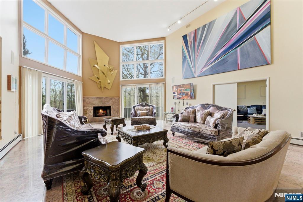 36 Fox Ledge Road Butler, NJ 07405 - Photo 4 of 49