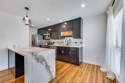 $222,000 | 4616 West Lovers Lane, Unit 208, Dallas, TX 75209