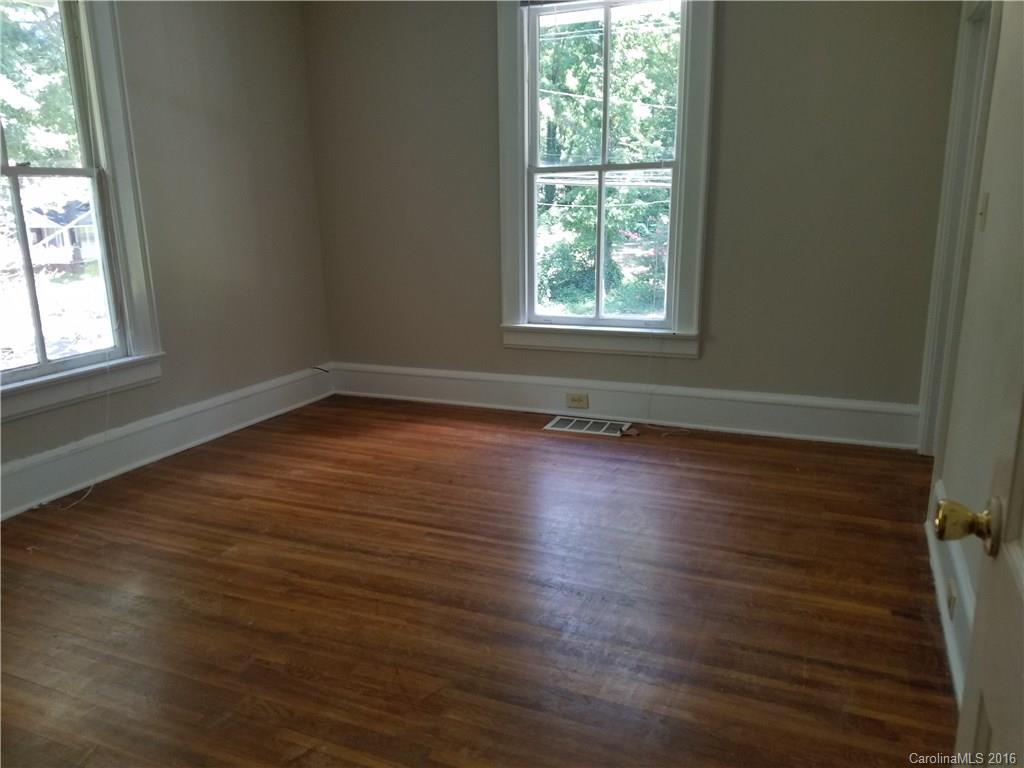 474-476 Spring Street Southwest Concord, NC 28025 - Photo 4 of 10 Gallery Image 4