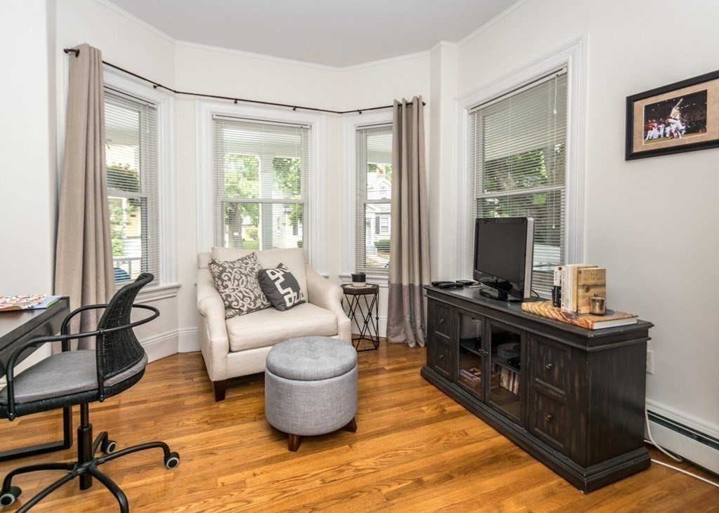 30 Appleton Street, Unit 1 Waltham, MA 02453 - Photo 4 of 24
