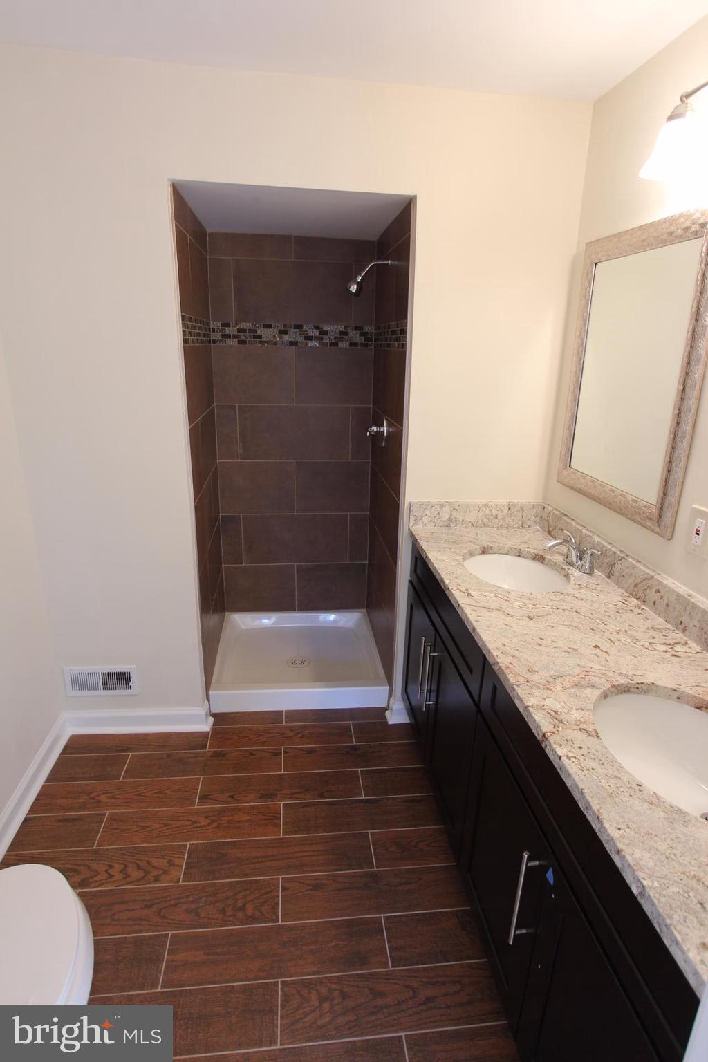 3735 Ferrara Drive Silver Spring, MD 20906 - Photo 17 of 30 Bath (Master)