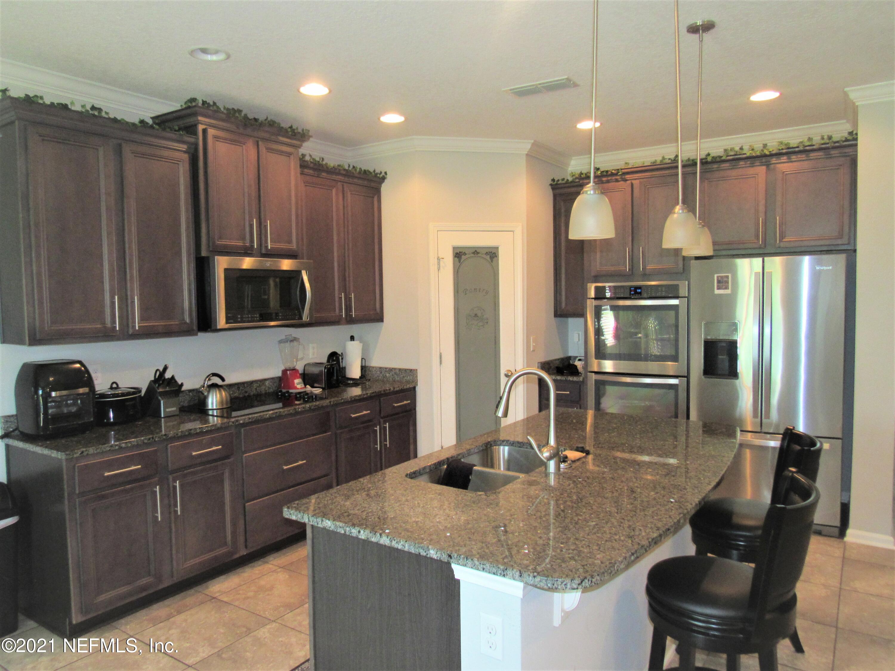 15930 Tisons Bluff Road Jacksonville, FL 32218 - Photo 11 of 39 Kitchen 5