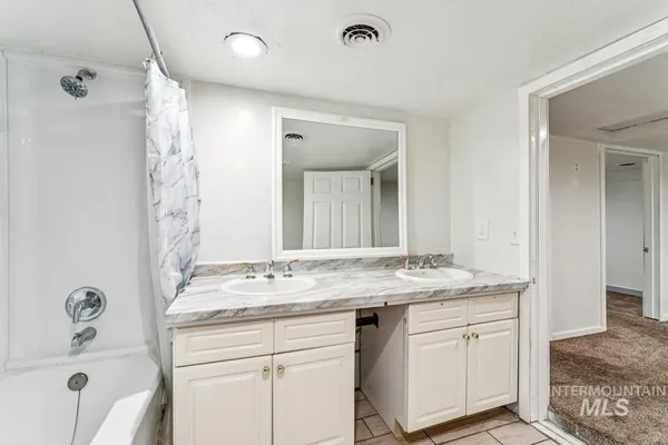 $415,000 | 317 East Ithaca Street, Caldwell, ID 83605