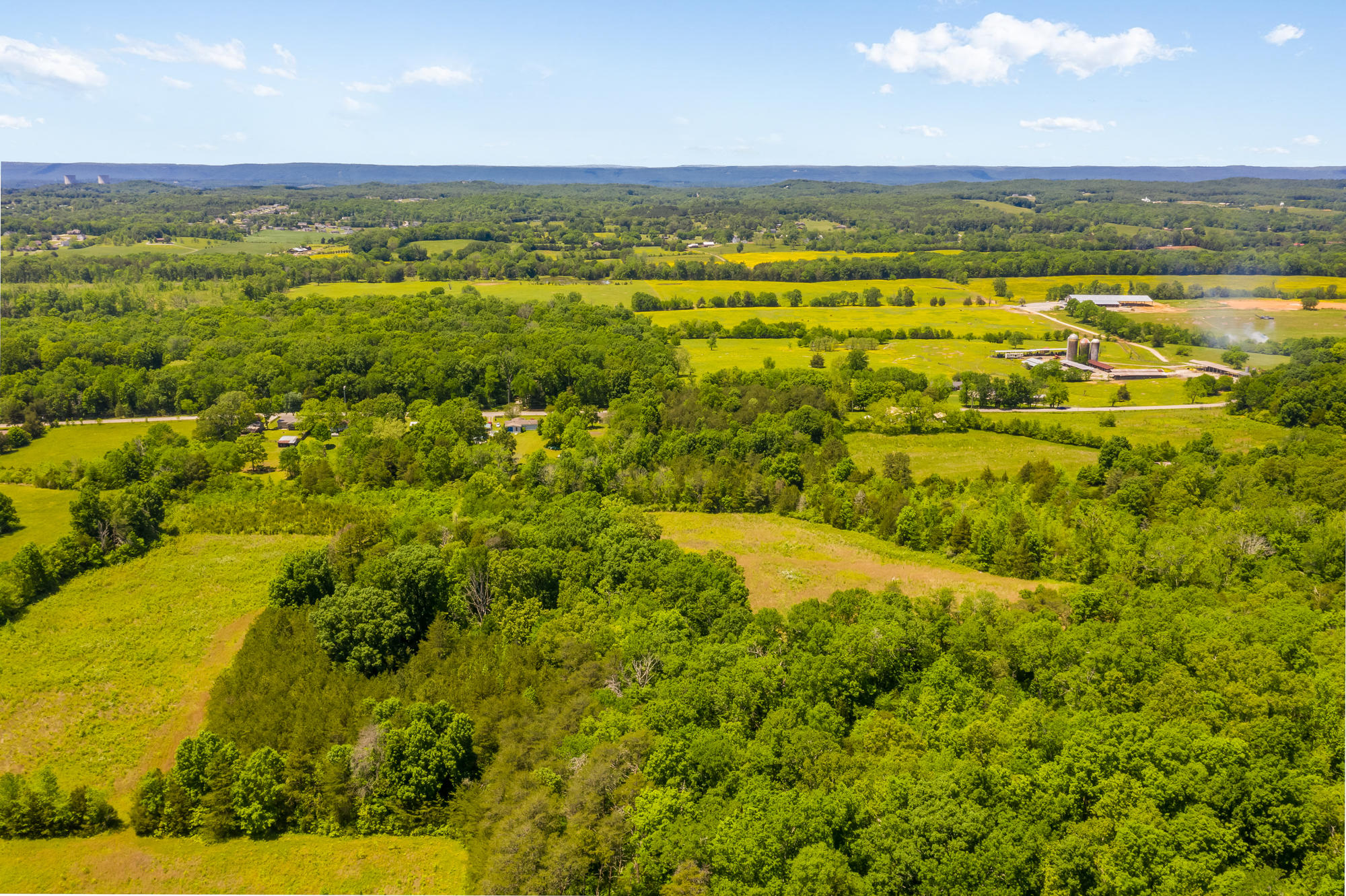 10444 Ooltewah Georgetown Road Ooltewah, TN 37363 - Photo 8 of 23 10444_Ooltewah_Georgetown_Rd_0012