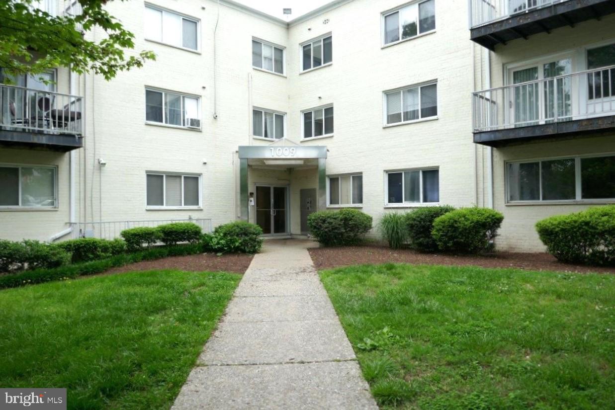 1009 Chillum Road, Unit 414 Hyattsville, MD 20782 - Photo 1 of 20 Gallery Image 1