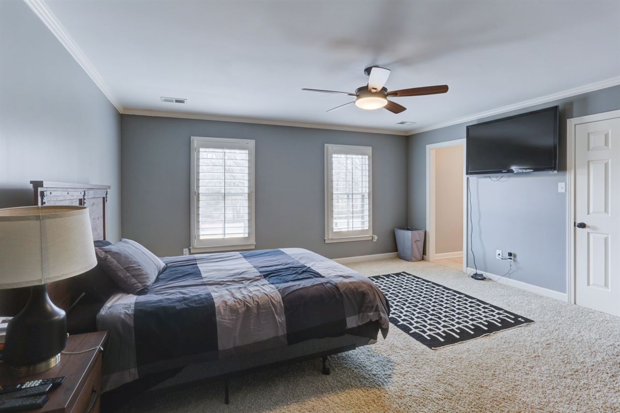 2420 Johnson Road Germantown, TN 38139 - Photo 22 of 25 This bedroom shares a bathroom with bedroom 4.