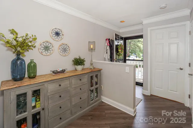 a car parked in front of a building