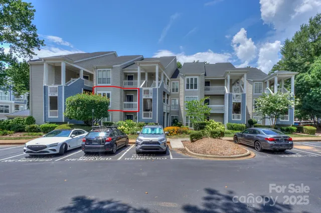 $589,000 | 941 Southwest Drive, Davidson, NC 28036