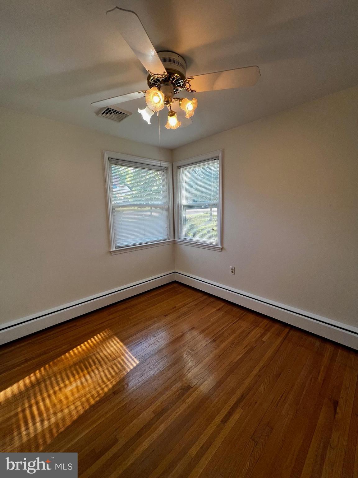 415 Aigburth Road Towson, MD 21286 - Photo 10 of 16