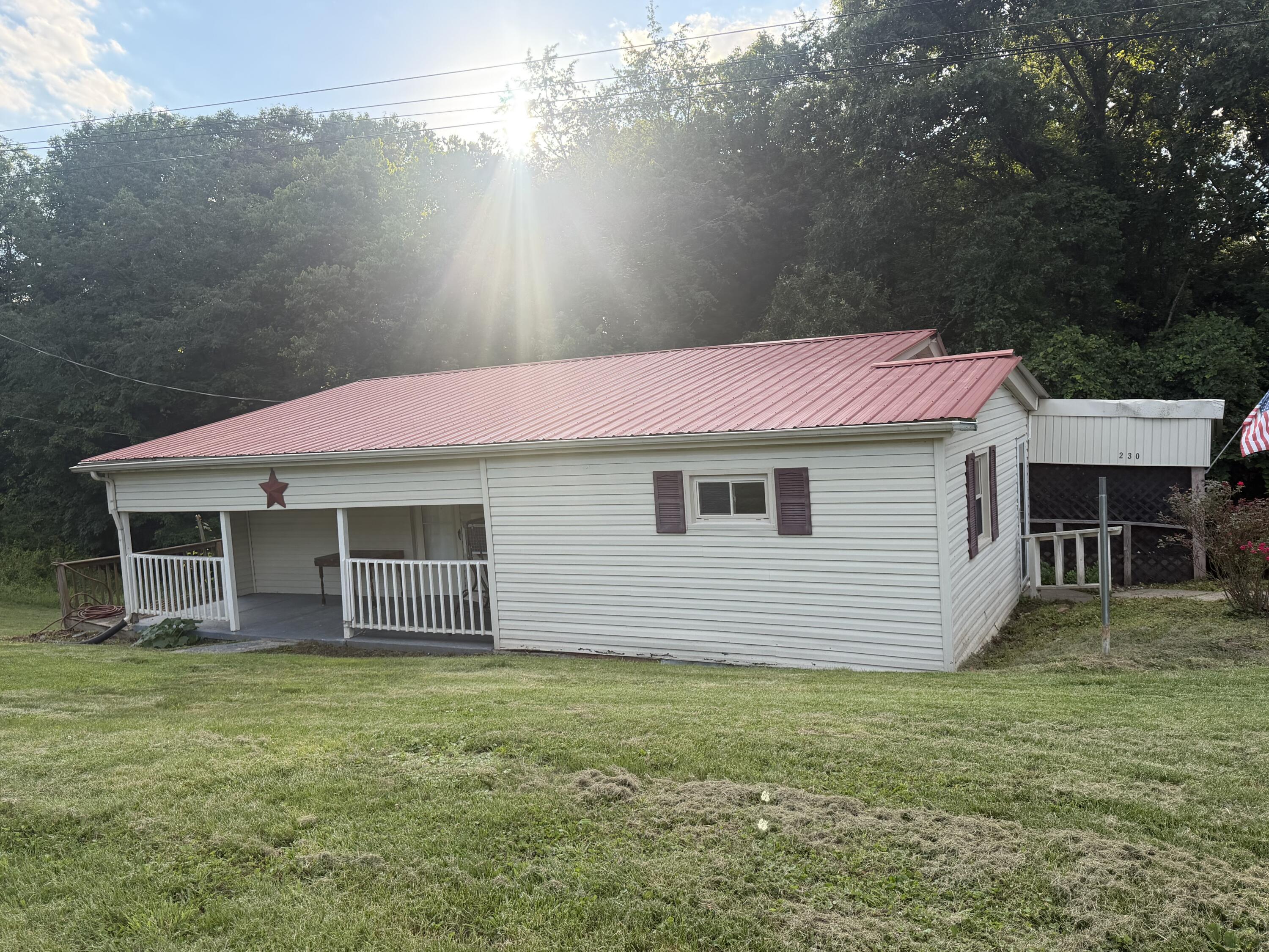 230 Barnes Road Jeffersonville, KY 40337 - Photo 1 of 17 IMG_7626