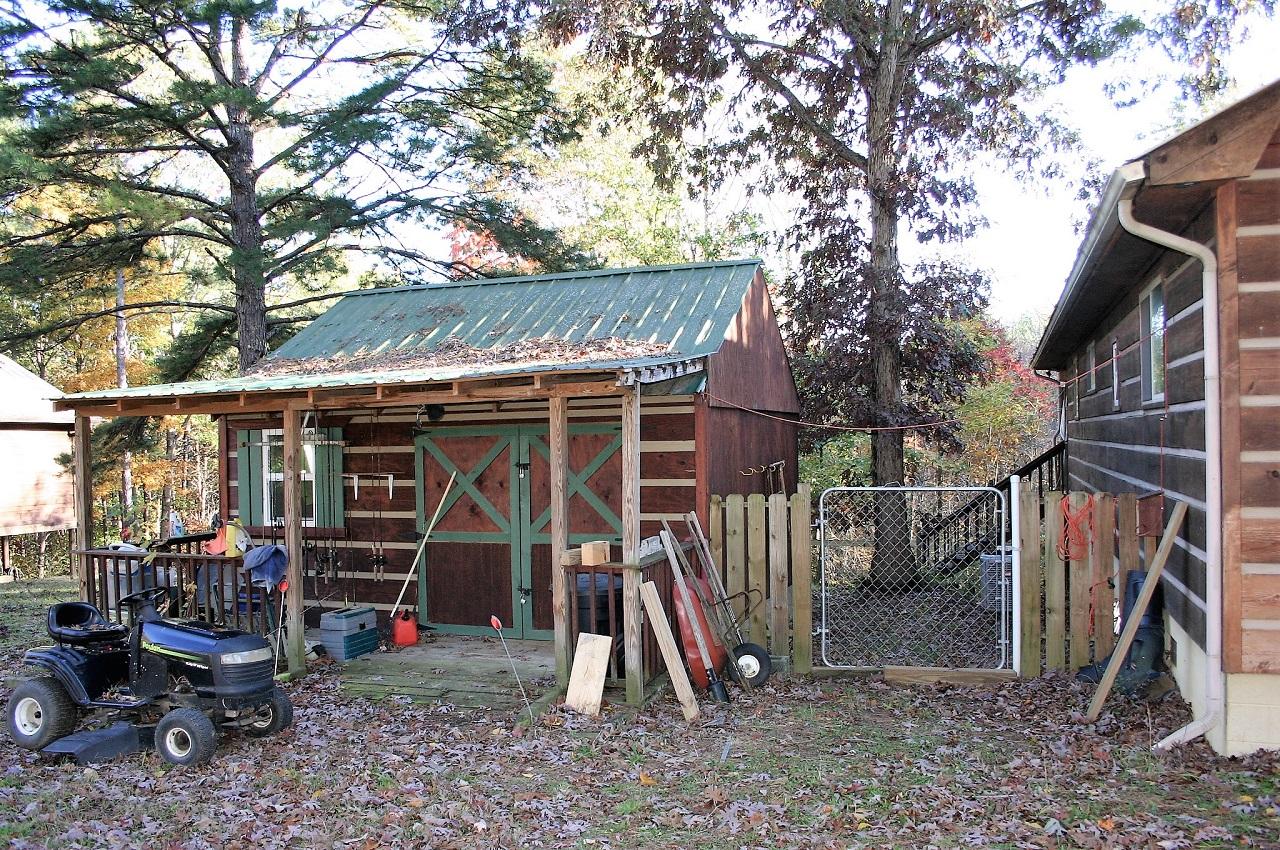 202 Great View Way Newport, TN 37821 - Photo 18 of 22 Storage shed/workshop