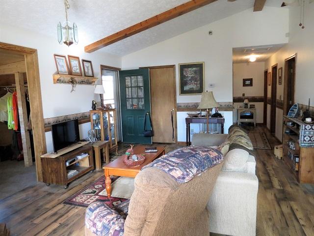 202 Great View Way Newport, TN 37821 - Photo 4 of 22 Family room