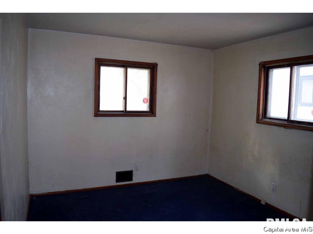 920 South Livingston Street Springfield, IL 62703 - Photo 15 of 20