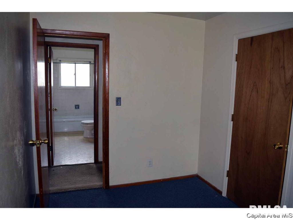 920 South Livingston Street Springfield, IL 62703 - Photo 18 of 20