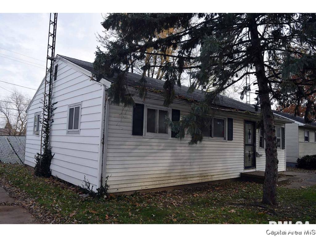 920 South Livingston Street Springfield, IL 62703 - Photo 3 of 20