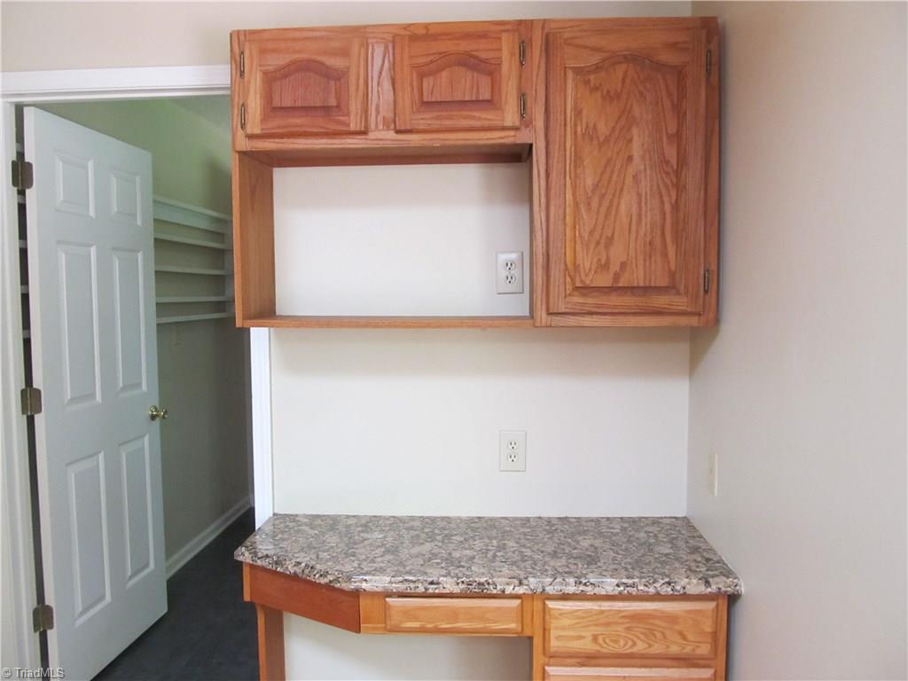 432 Farmstead Road Winston-Salem, NC 27107 - Photo 12 of 24 Gallery Image 12