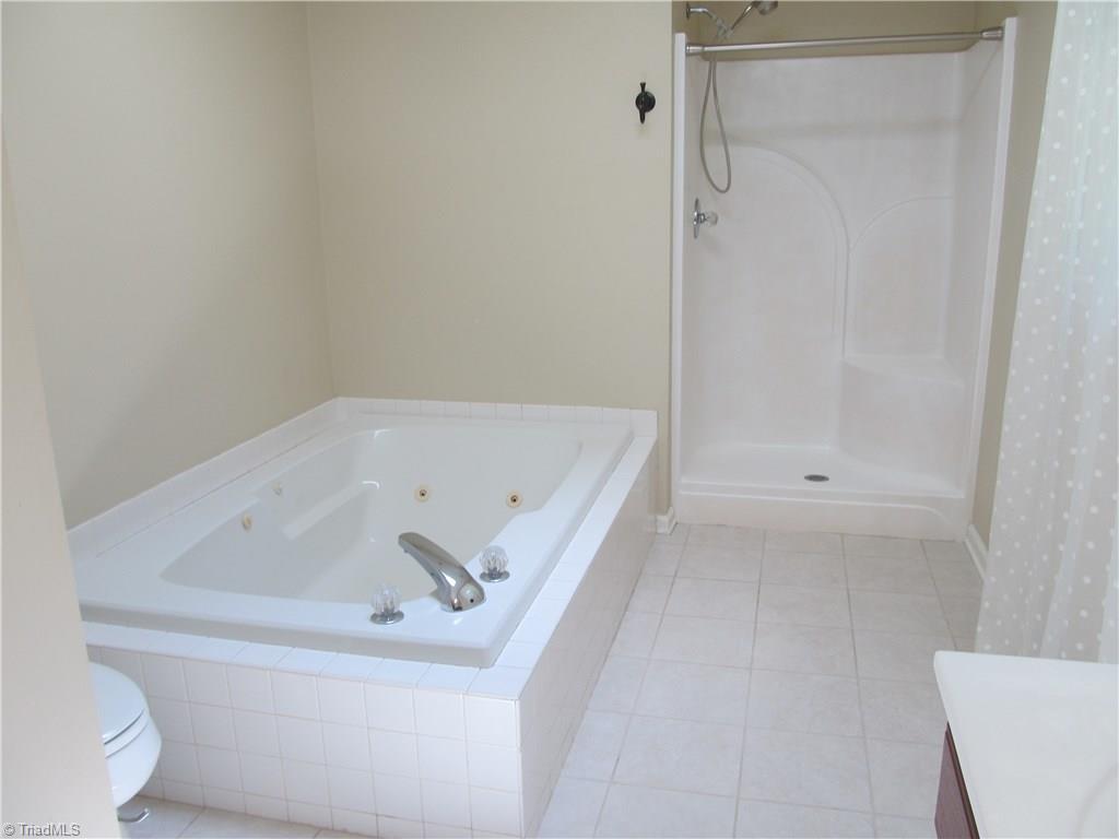 432 Farmstead Road Winston-Salem, NC 27107 - Photo 15 of 24 Gallery Image 15