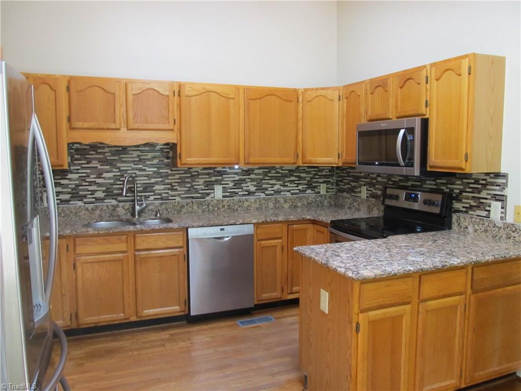 432 Farmstead Road Winston-Salem, NC 27107 - Photo 9 of 24 Gallery Image 9