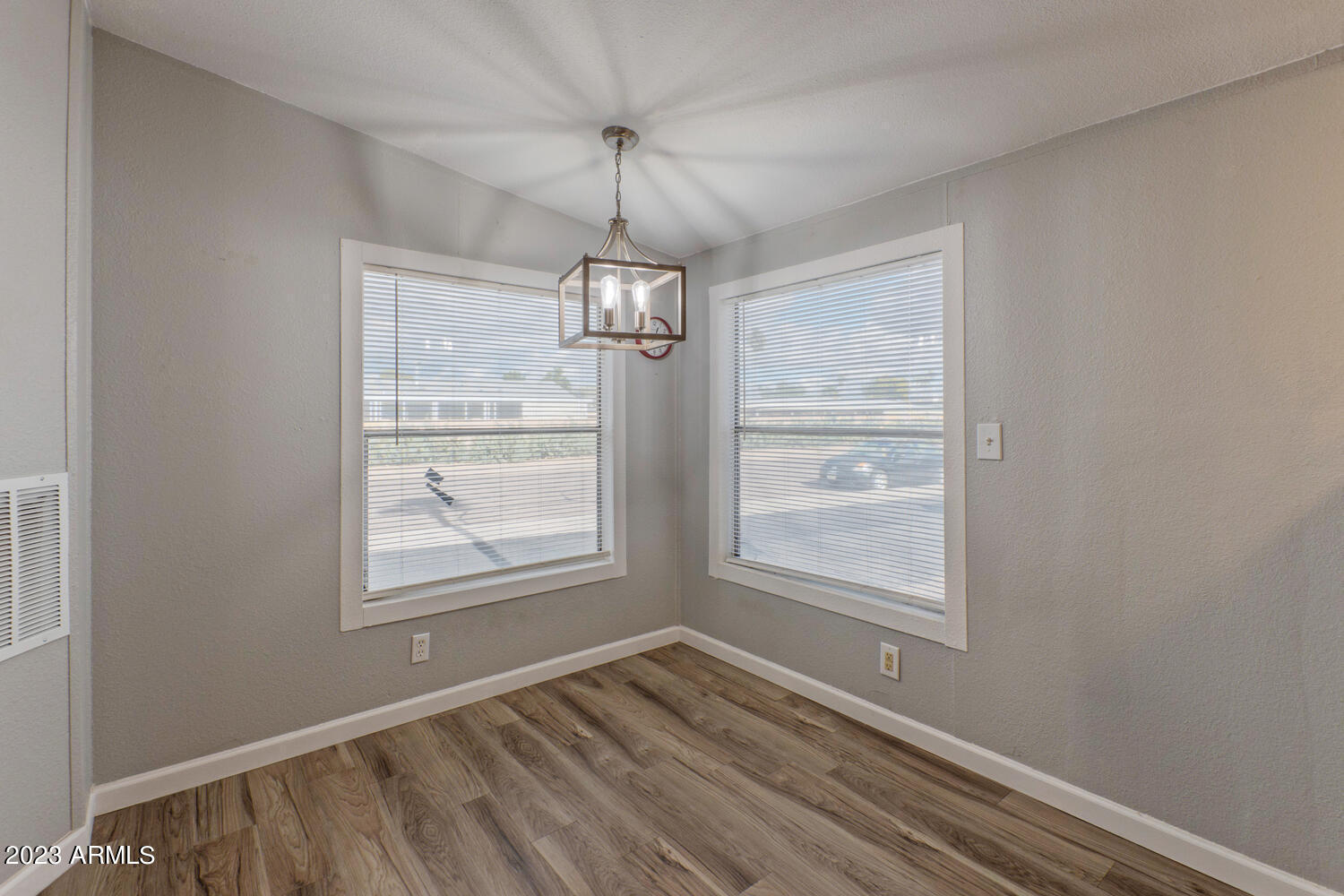 16005 North 32nd Street, Unit 157 Phoenix, AZ 85032 - Photo 12 of 37 Dinning Room