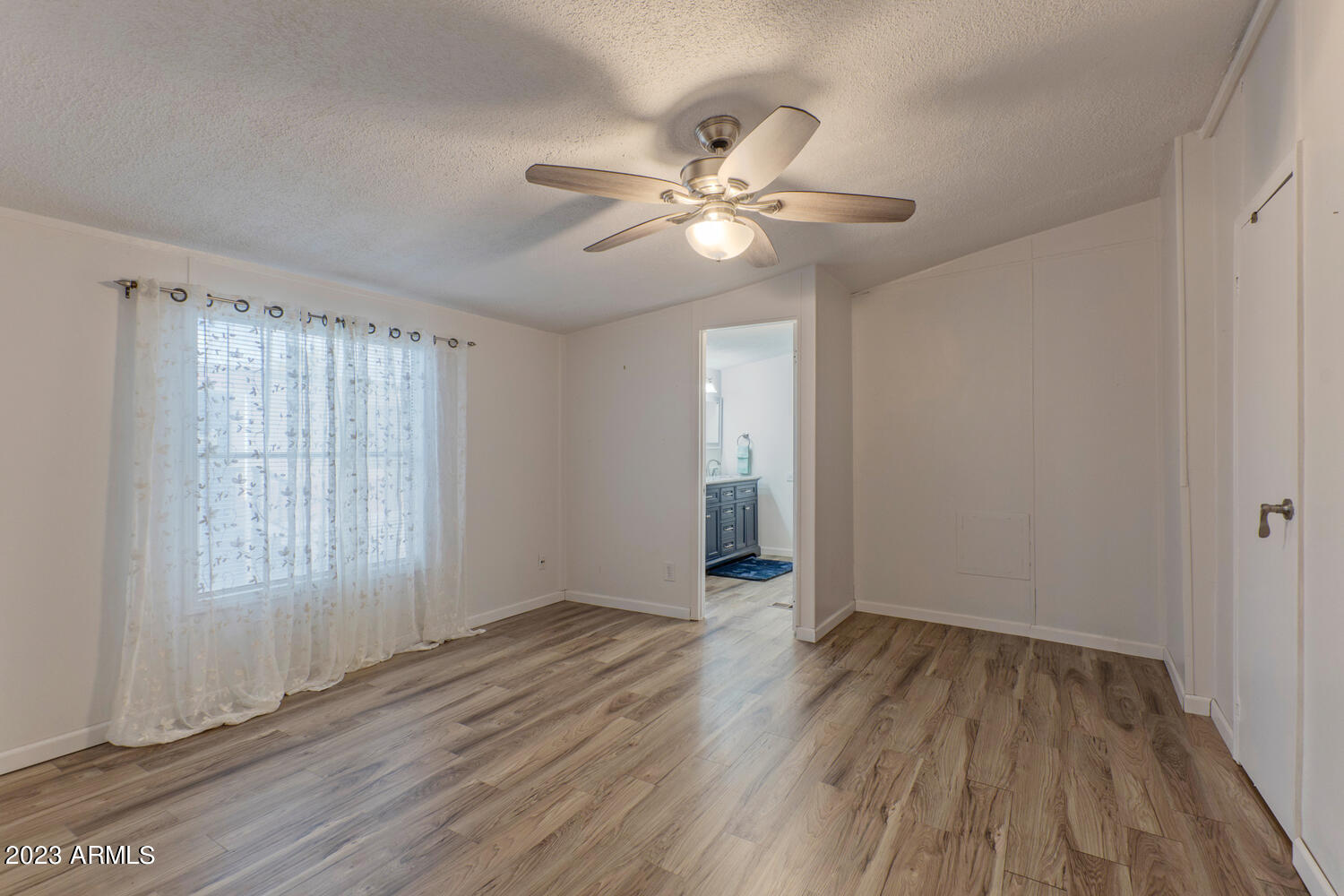 16005 North 32nd Street, Unit 157 Phoenix, AZ 85032 - Photo 13 of 37 Main Bedroom