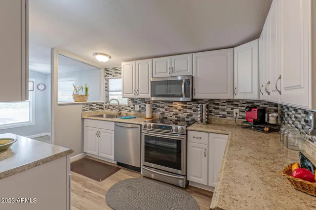$94,900 | 16005 North 32nd Street, Unit 157, Phoenix, AZ 85032