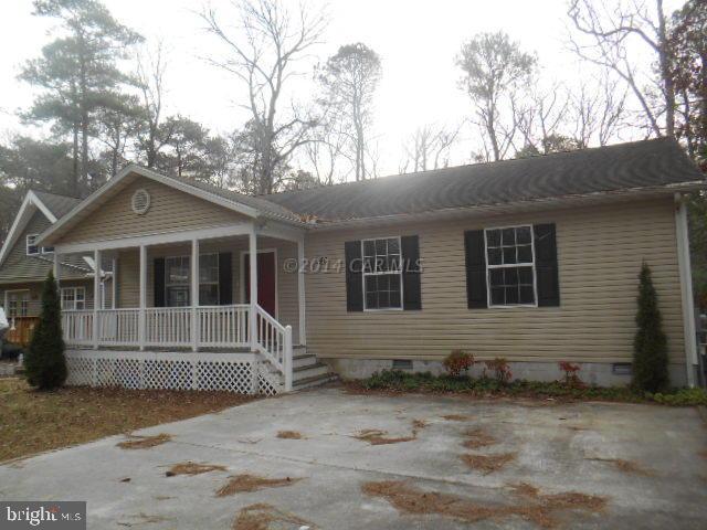 240 Windjammer Road Berlin, MD 21811 - Photo 1 of 22 a view of a house with a yard